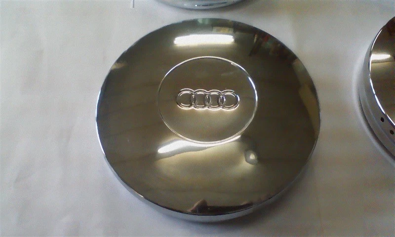 JDM A must-have for all Audi owners: Audi genuine wheel caps discontin No Tires - Image 4