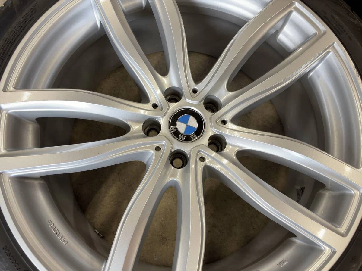 JDM BMW G70 current 7 series with Pirelli 20-inch 4-piece set No Tires - Image 6