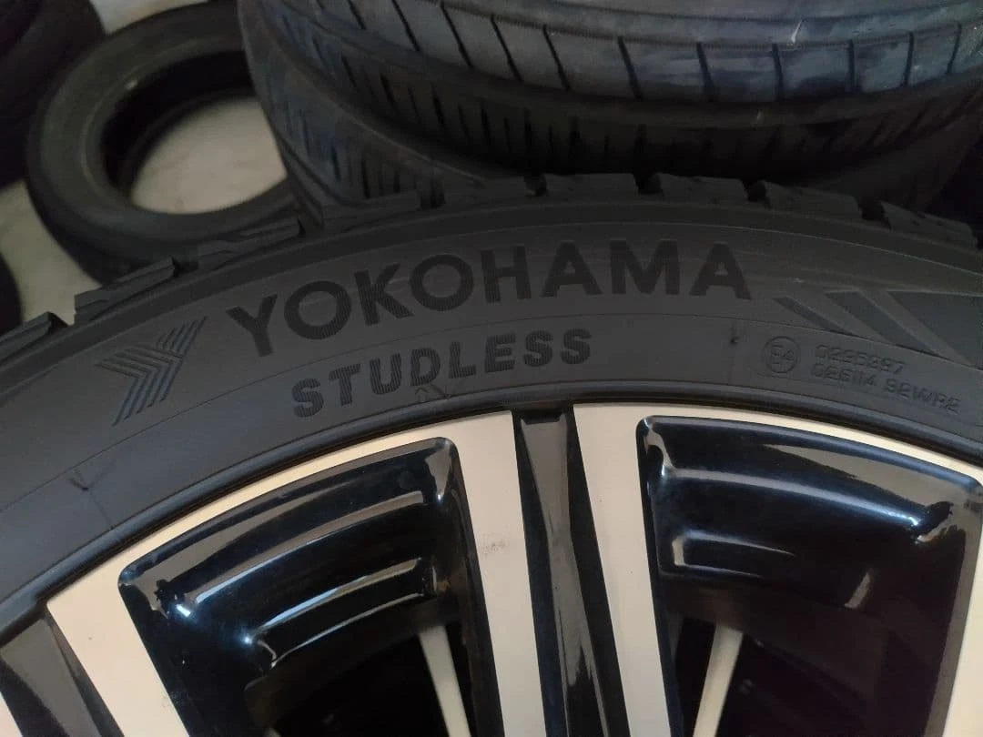 JDM Fukuoka Prefecture Lexus LX 21-inch set of 2024 tires No Tires - Image 6