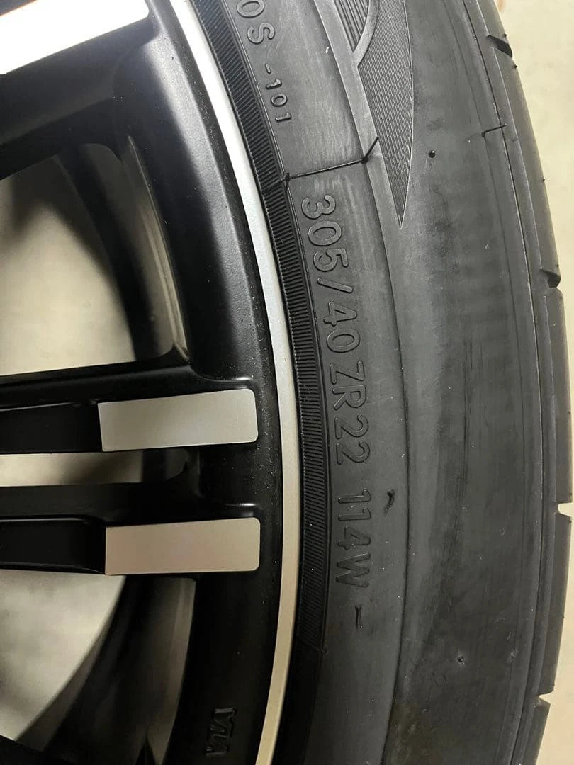 JDM WALDO 305/40ZR22 wheel set No Tires - Image 2