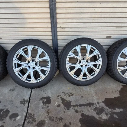 JDM BMW X5 Wheel Set: Bridgestone DM-V2 275/45R20 2023 Sparco 20-inch No Tires