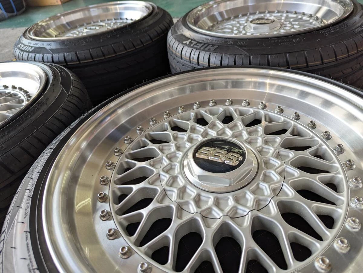 JDM Rare BBS RS040 16x8J+24/8.5J+18 4H PCD114.3 rebarreled and polishe No Tires - Image 6