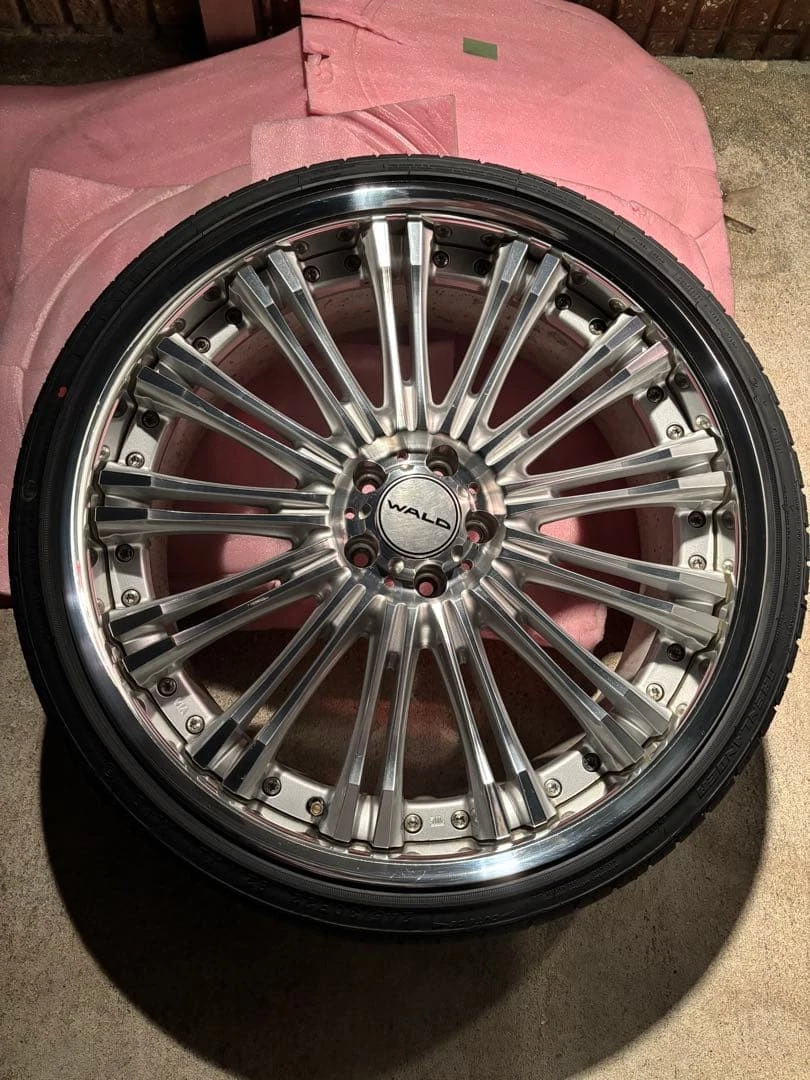 JDM WALD Renovatio 22 tire/wheel set No Tires - Image 4