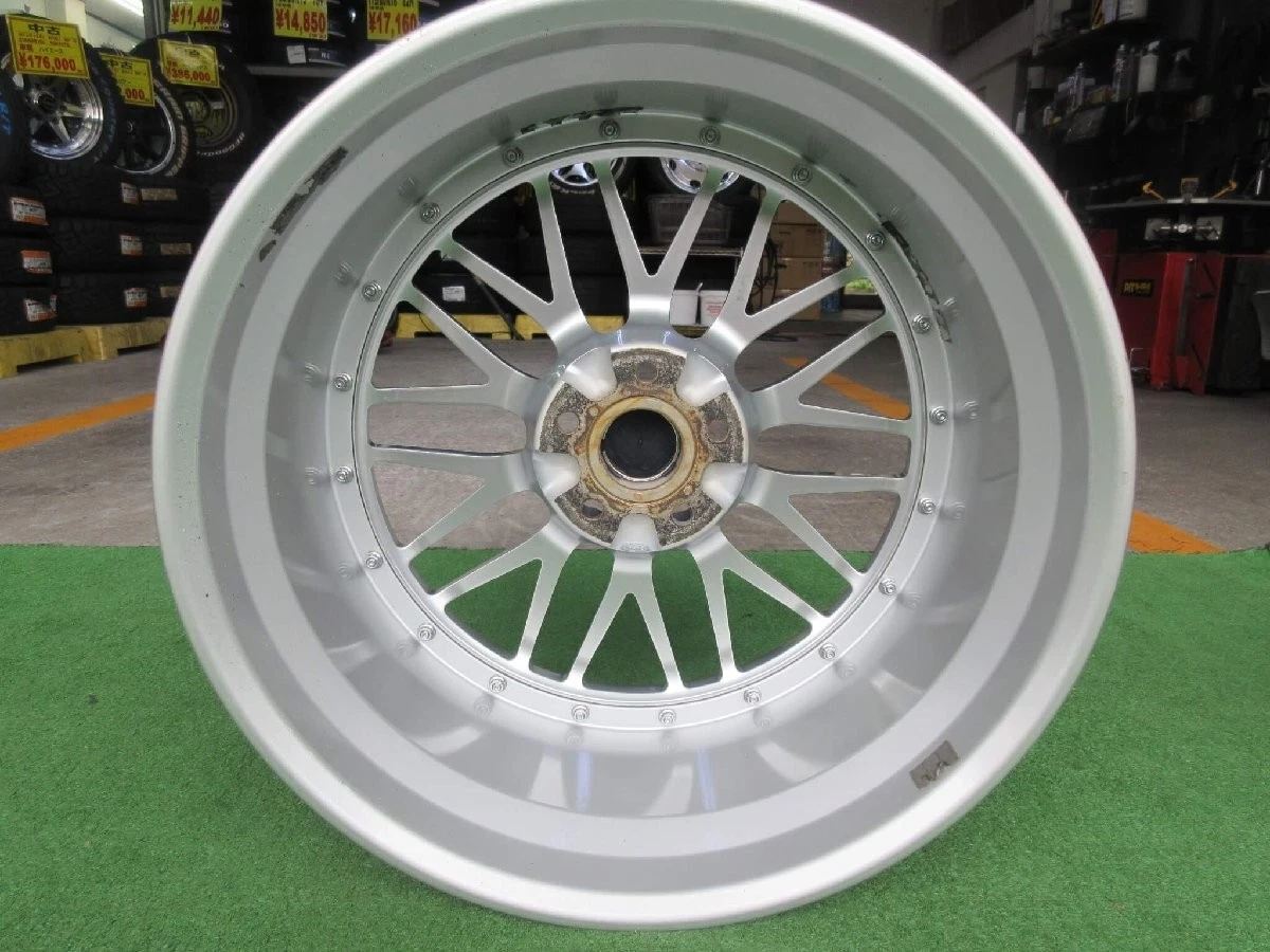 JDM BBS LM 8.5J-20 5H114.3 +43 Diamond silver BBS nut 60mm hub ring in No Tires - Image 8