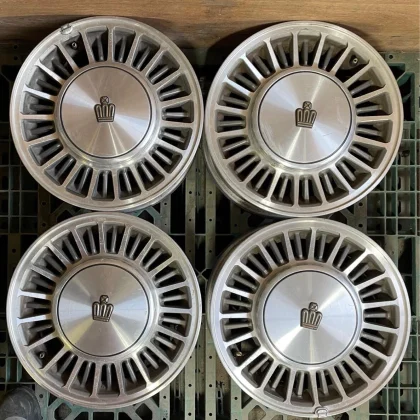 JDM Toyota Crown 120 Series Genuine Aluminum 14-inch 5.5JJ 5-Lug PCD 1 No Tires