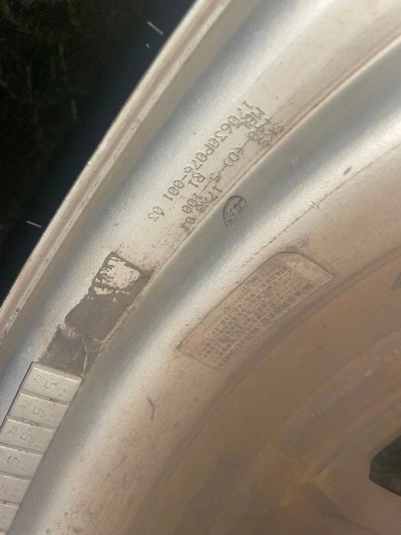 JDM Work Seeker SX 17-inch 8j PCD100 5-lug No Tires - Image 4