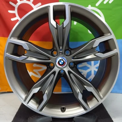 JDM Rare BMW G30/G31 5 Series M550i X Drive genuine Mlight alloy doubl No Tires