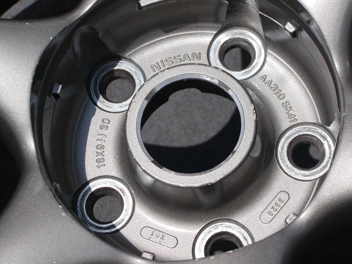 JDM Forging R34 GT-R OEM 9J +30 GTR S13 S14 S15 180SX R32 R33 R34 JZX1 No Tires - Image 3