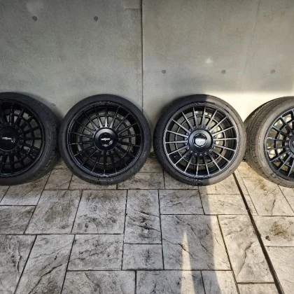 JDM rotiform LAS-R R19/8.5J +45 tire set No Tires