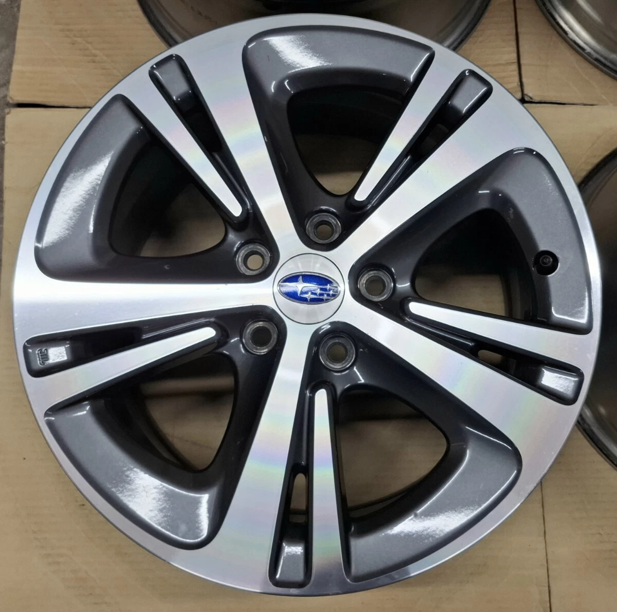 JDM Superb Condition Subaru Levorg Smart Edition Genuine Wheels 4Book No Tires - Image 3