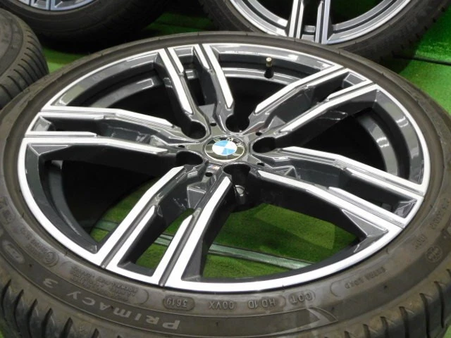 JDM Used 4Book 245/40R19 wheels and tires 2019 70% tread remaining for No Tires - Image 4