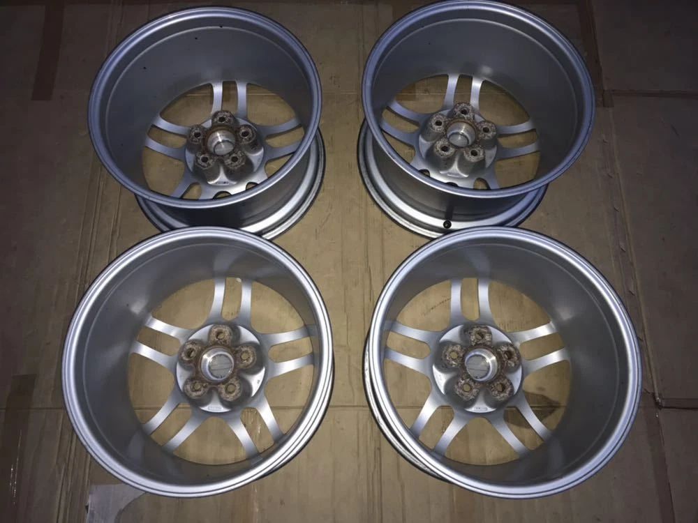 JDM Genuine Nissan BCNR33 standard wheels in excellent condition. Fits No Tires - Image 7
