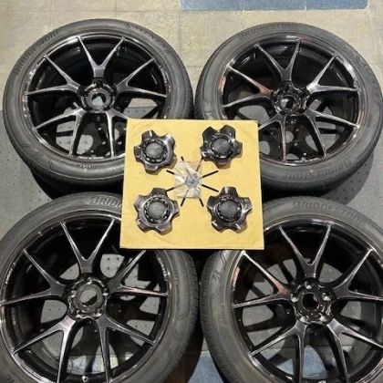 JDM Used 4-piece tire and wheel set for Lexus NX. RAYS HOMURA 2x5s 208 No Tires