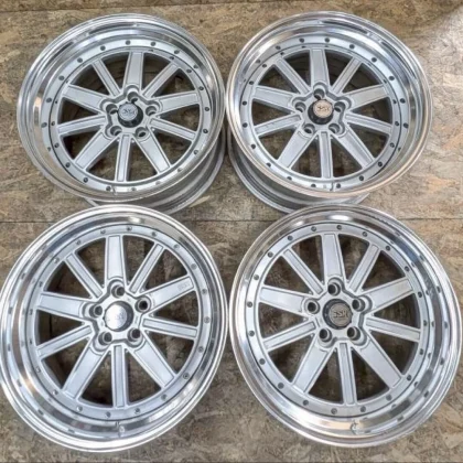 JDM Rare SSR MK-3 198.5J+18 9.5J+5 PCD114.3 5-hole 5H deep rim discont No Tires
