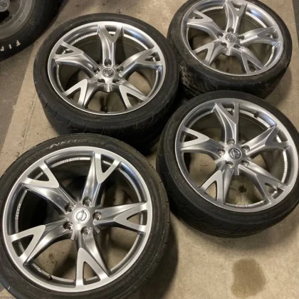 JDM ¥10000 Off Possible Rare Nissan Fair Rady ZZ Genuine Wheels Z34 Ty No Tires