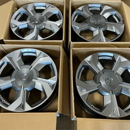 JDM Rare Mazda genuine optional MX-30 genuine 18-inch wheels. Also com No Tires