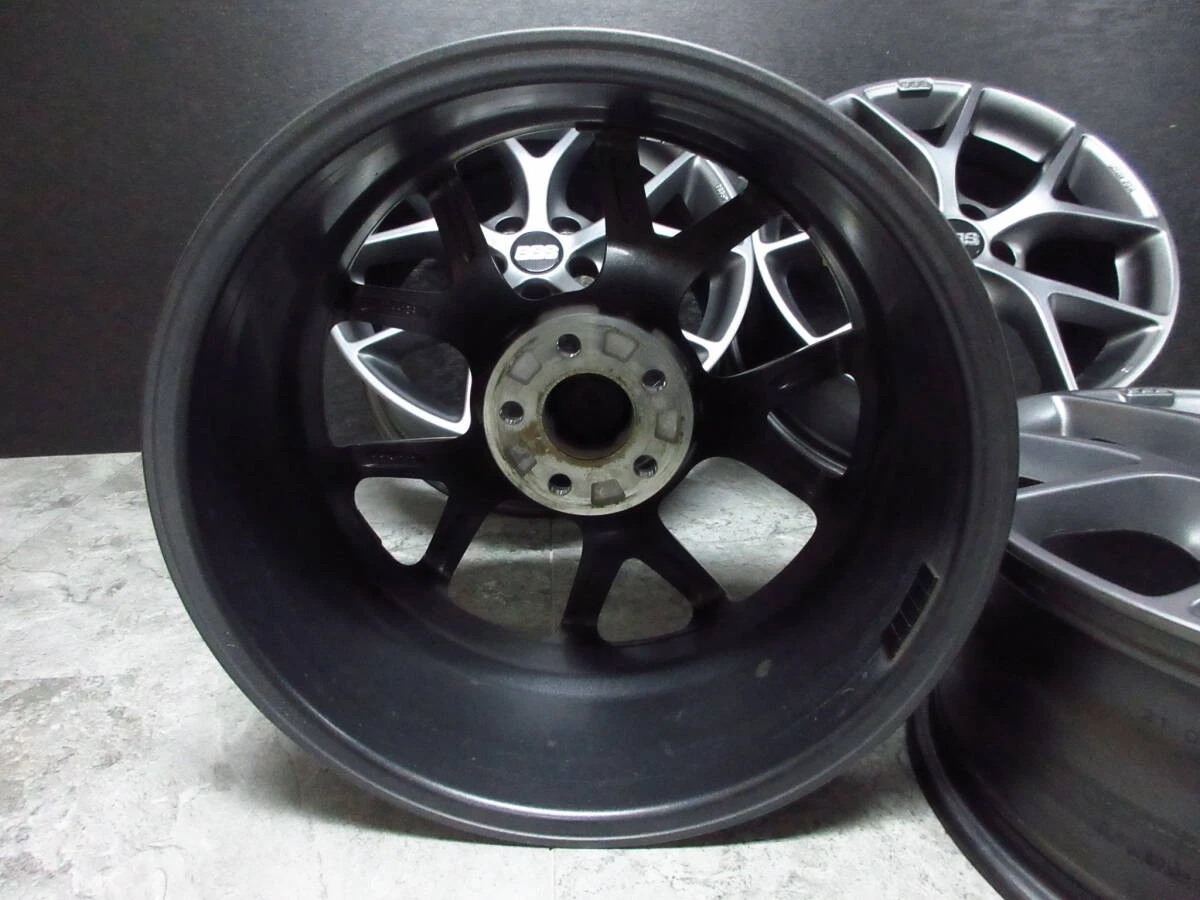 JDM BBS SR 17 in excellent condition. Fits Volvo V40 V50 S40 V60 S60 V No Tires - Image 6