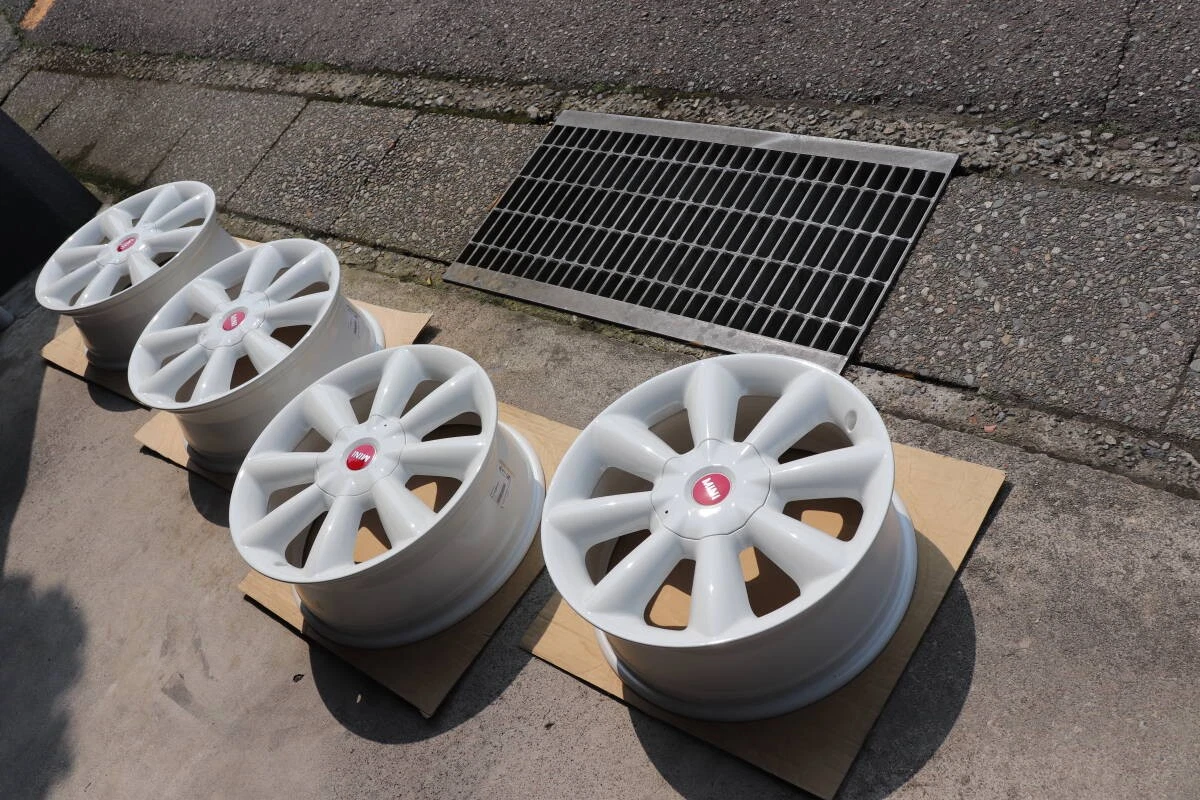 JDM Set of 4 Super Corn Spoke White Aluminum Wheels 7x18mm PCD112 66mm No Tires - Image 9