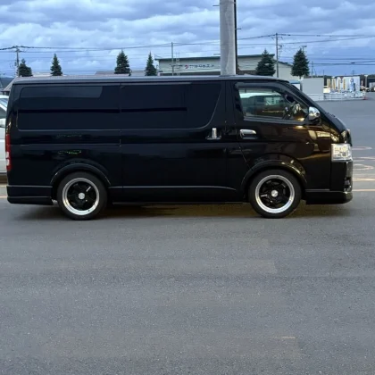 JDM workWORK XTRAP S1HC Wheels for Toyota Hiace 8j+35 flush fit No Tires