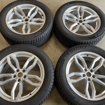 JDM BMW X5 G05 X6 G06 Michelin Snow 4-Book Set No Tires