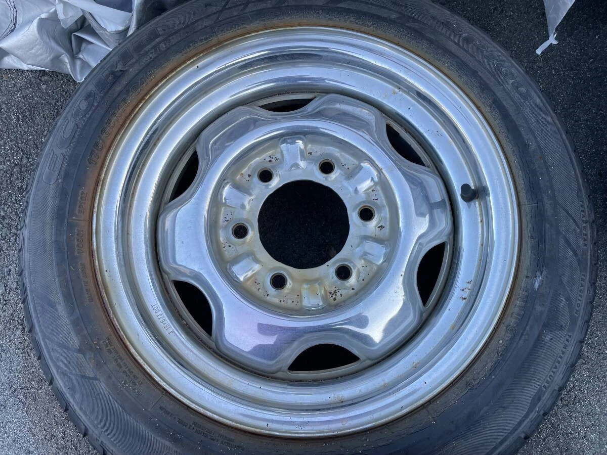 JDM Old car Rare Datsun Truck 620 with 156-hole 139.7 6J iron wheels w No Tires - Image 3