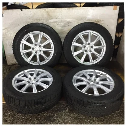 JDM 8 DUNLOP WM03 235/60R18 2023 studless tires No Tires