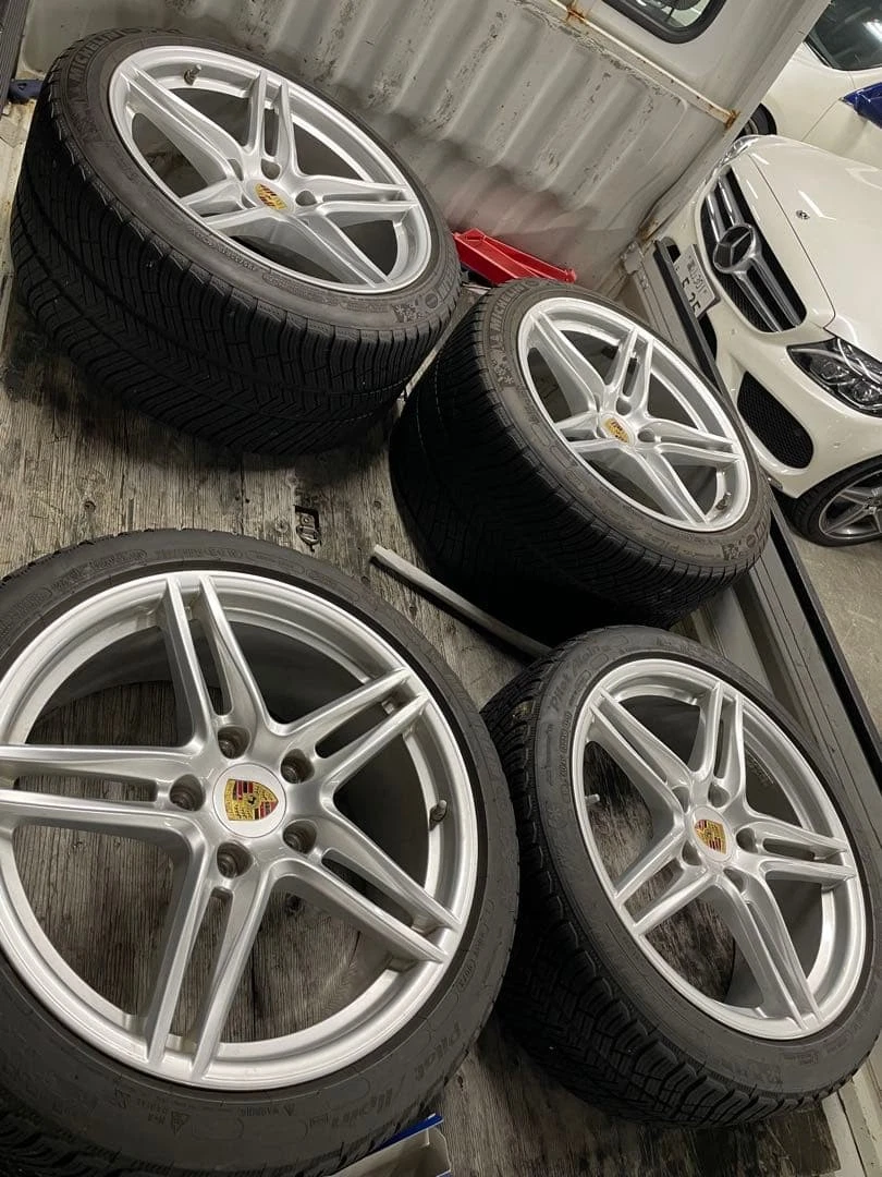JDM 991 Porsche Carrera 4S genuine 19 wheel set with Michelin snow tir No Tires