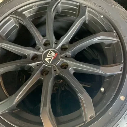 JDM Audi Q7 OZ4Book Set 265 50 19 No Tires