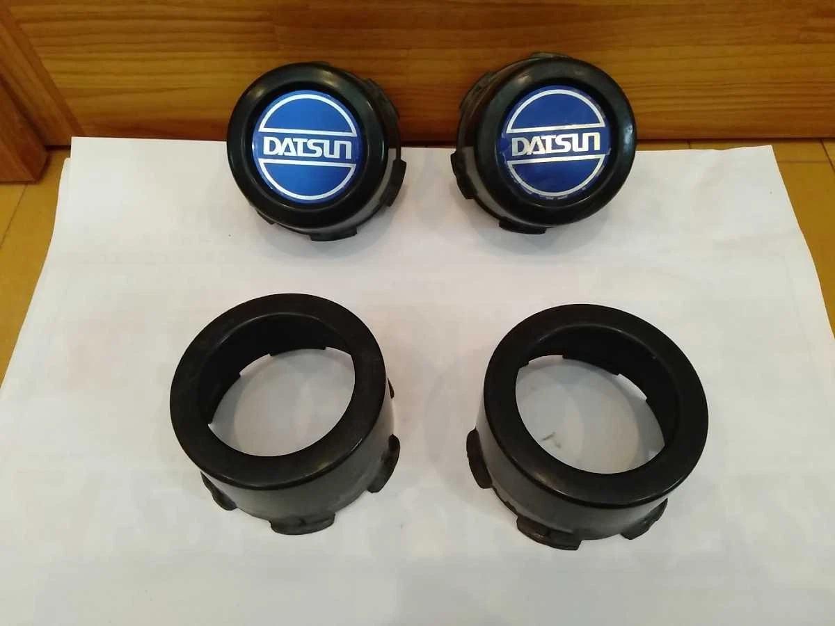 JDM Genuine Hub Caps and Center Caps for Datsun Truck D21 4WD Datsun T No Tires