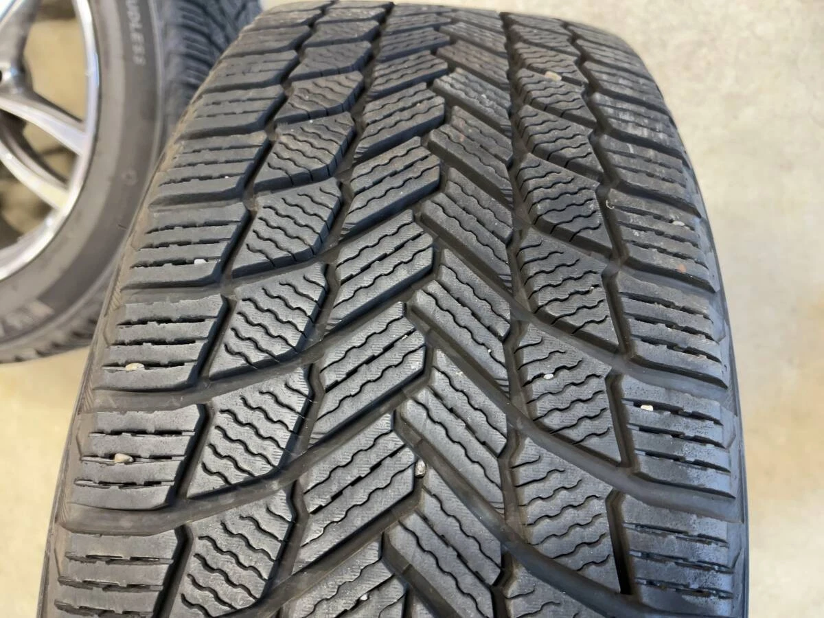 JDM BMW X3 G01 X4 G02 Genuine Michelin Snow 194Book Set No Tires - Image 8