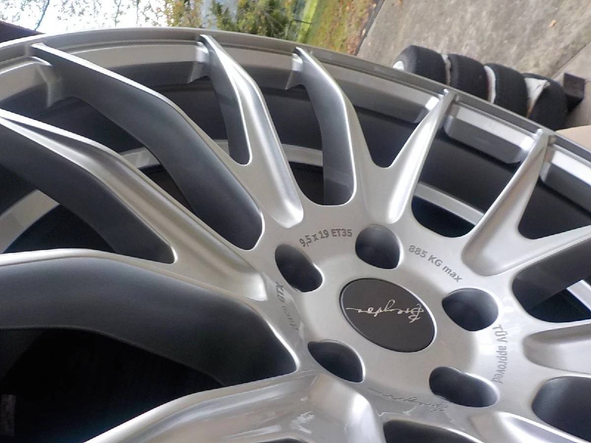 JDM Bulk shipping available for BMW iX3 G08 and X4 G02 2 3 4 5 6 7 and No Tires - Image 6