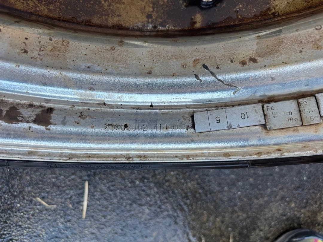 JDM TWS Lightcent 20in 8J+32 8.5J+41 PCD120 No Tires - Image 9