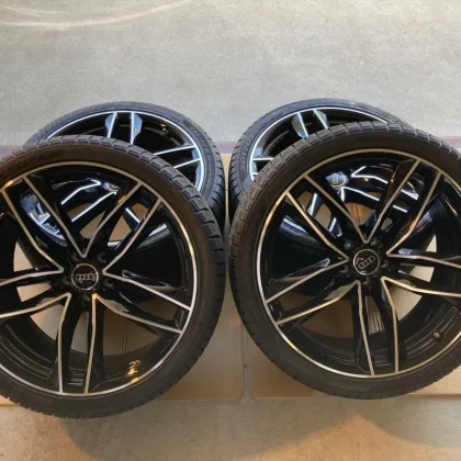 JDM 21-inch tire and wheel set 4 books No Tires