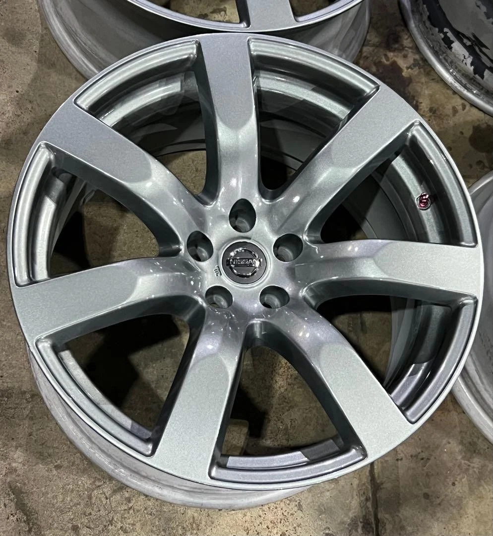 JDM GTR35 genuine 20-inch wheels No Tires - Image 3