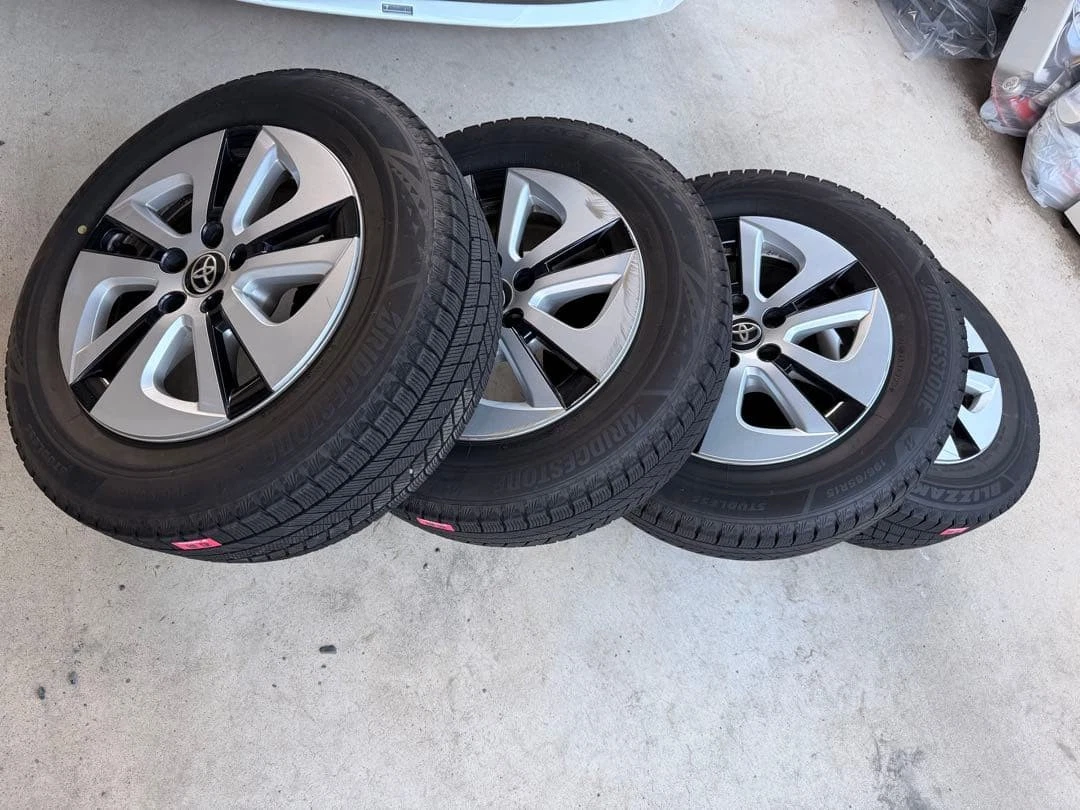 JDM Bridgestone BLIZZAK VRX3 15 Wheel Set No Tires