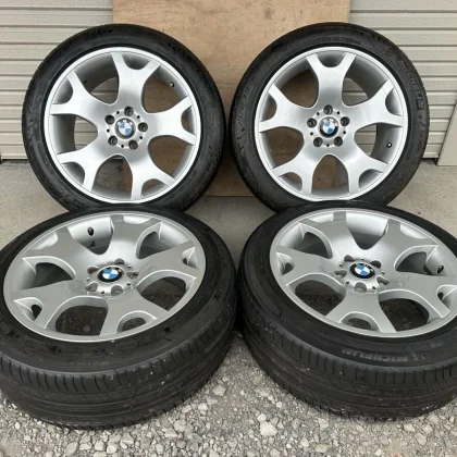 JDM Rare Genuine BMW 199j/10j tires. Front: Michelin Primacy 3 245/45R No Tires