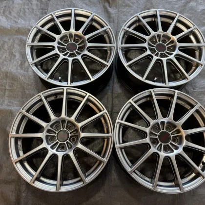 JDM Rare Subaru STI genuine 17x7j+48 5PCD100 4-wheel lightweight wheel No Tires