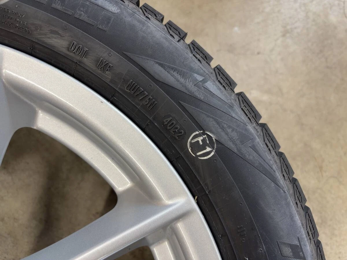 JDM Genuine BMW G20/G21 Pirelli 17-inch 4-Book Set No Tires - Image 8