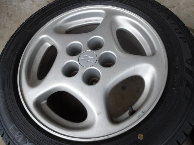 JDM Winter Ready: Studless Tires with Detents DUNLOP Winter Maxx 03 fo No Tires - Image 5