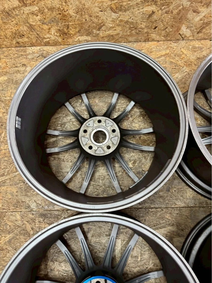 JDM Rare RAYS Gravillage ITS 57 Extreme 199.5J+12 9.5J+43 PCD114.3 5-h No Tires - Image 8