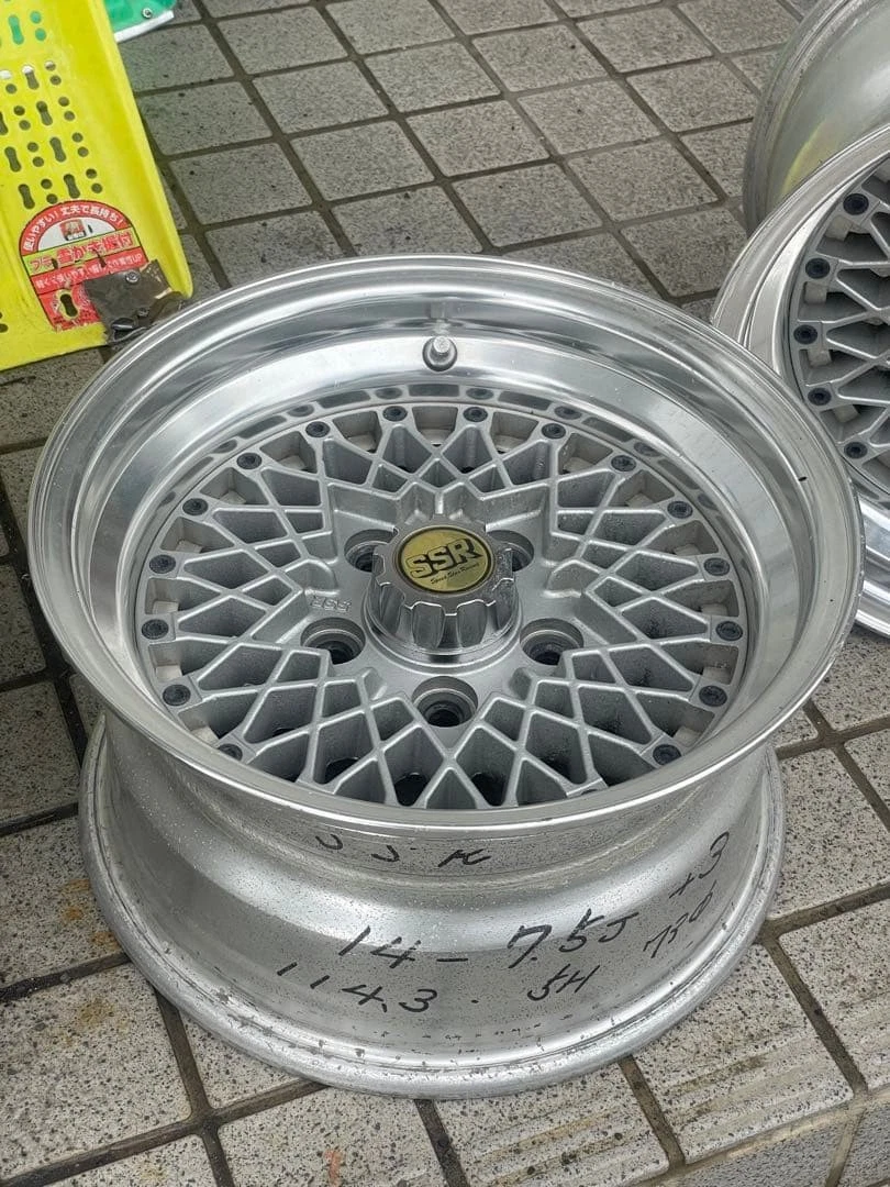 JDM SSR 7.5J Speedster Btype 114.3 5H off-3 No Tires - Image 5