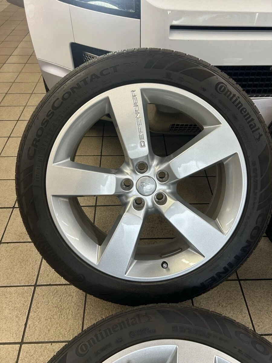 JDM Current Defender 22 tyres with 5-spoke wheels 4-book Landro bar fo No Tires - Image 4