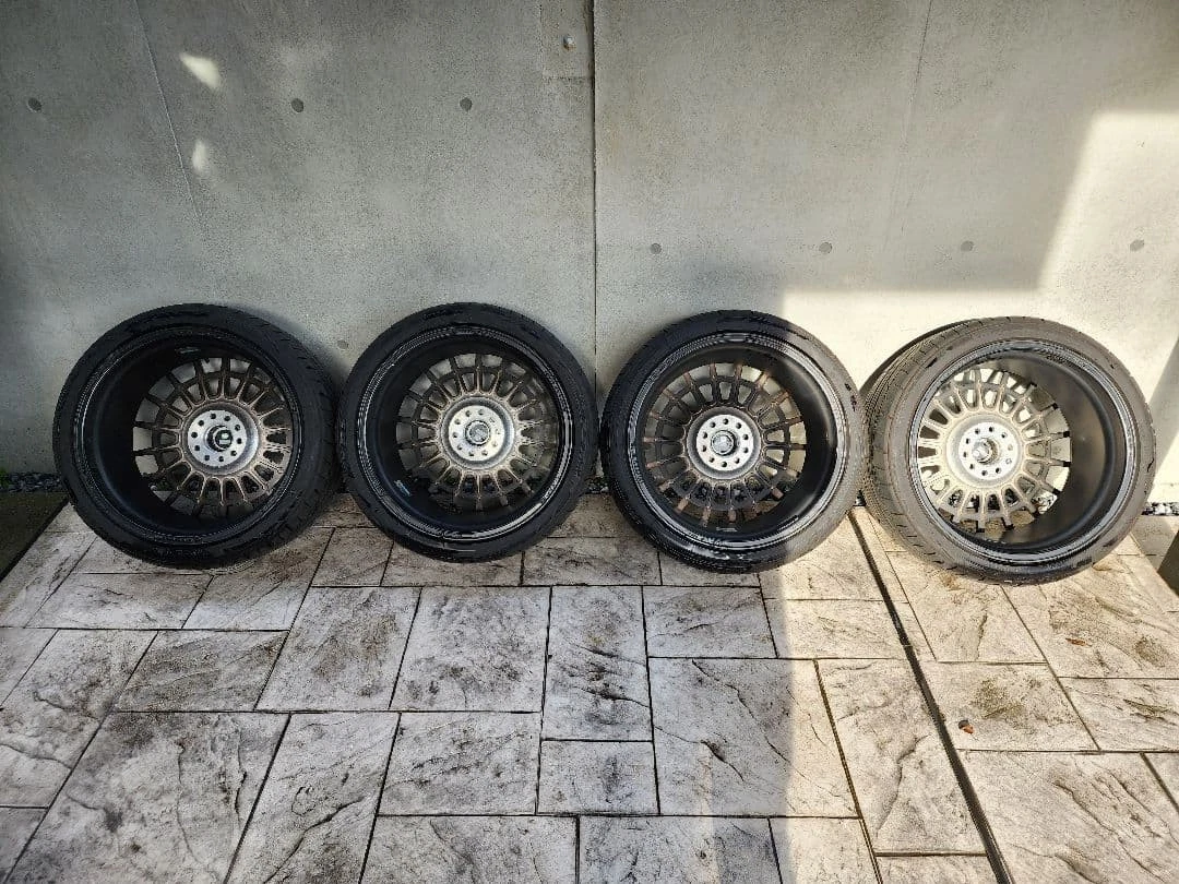 JDM rotiform LAS-R R19/8.5J +45 tire set No Tires - Image 8