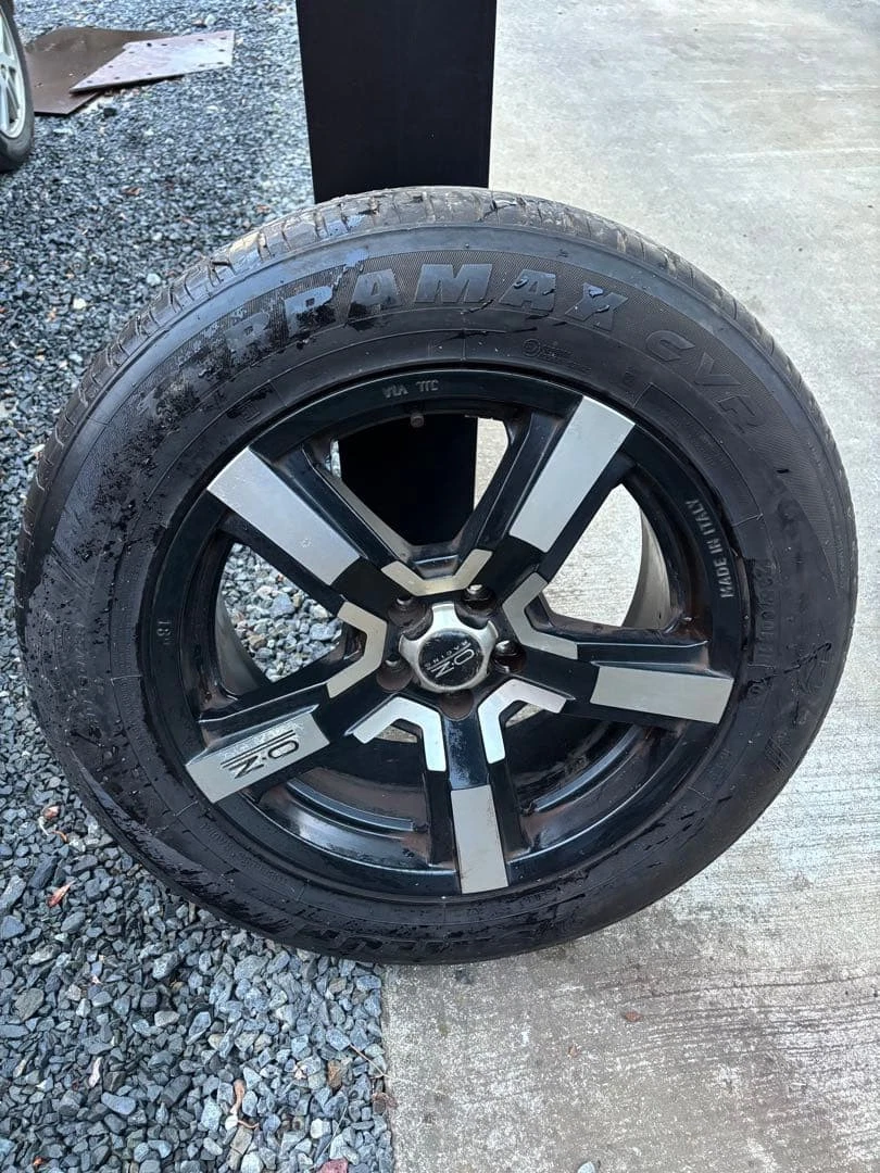 JDM Rare Volvo XC90 OZ Versilia 235/60/18 No Tires - Image 7