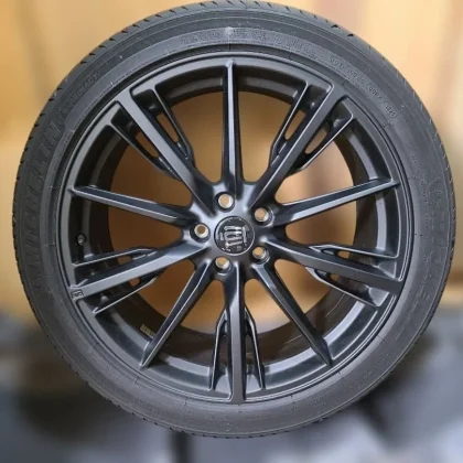 JDM Toyota Crown Estate RS Genuine 21 Wheel and Tire Set No Tires