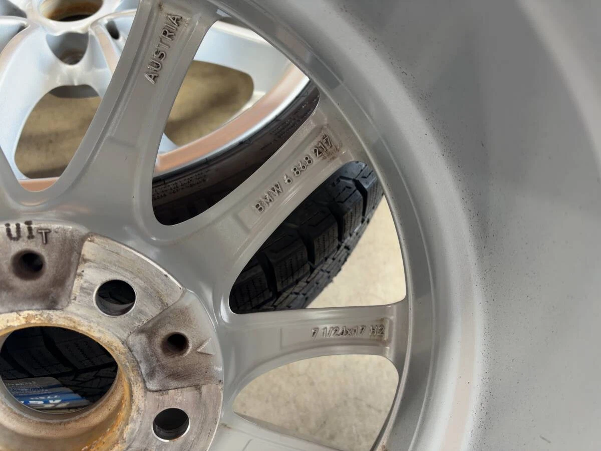 JDM Genuine BMW G20/G21 Pirelli 17-inch 4-Book Set No Tires - Image 7