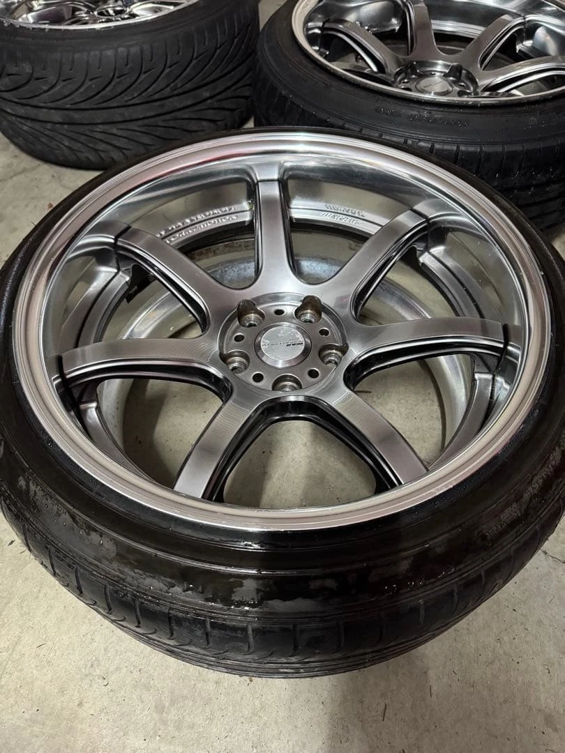 JDM work t7r2p 18 inch 10J No Tires - Image 3