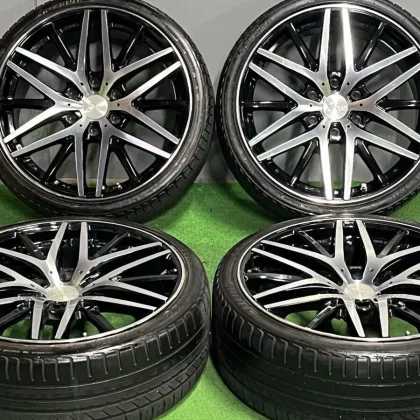 JDM Rare/Perfect for Dressing Up Work XTRAP 20-inch 8J+35 PCD139.7 SAF No Tires