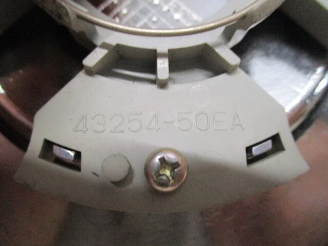 JDM SUZUKI/Tin/Genuine/Wheel Center Caps/2 Pieces/43252-50EA/43254-50E No Tires - Image 6