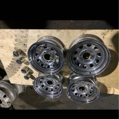 JDM Chevrolet Blazer wheels 16-inch plated iron wheels with center cap No Tires